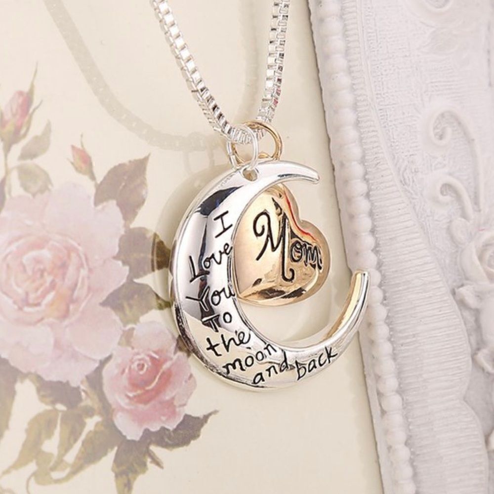 Mother’s necklace  